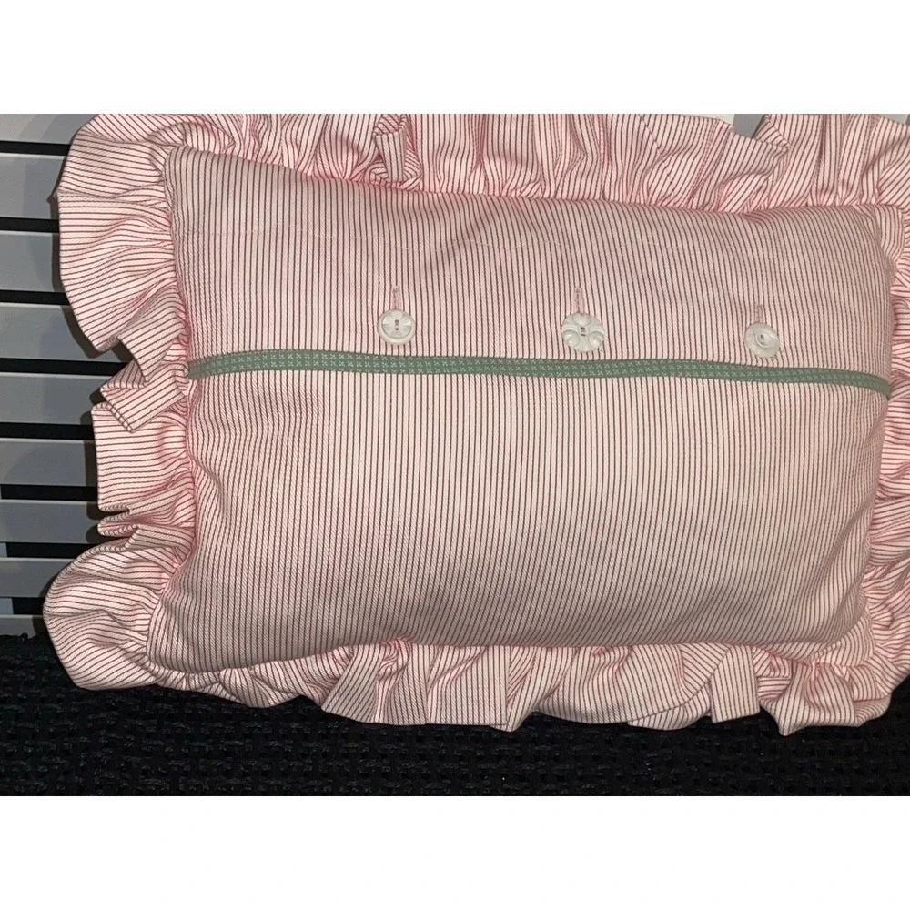 The Unbranded Brand excellent preowned